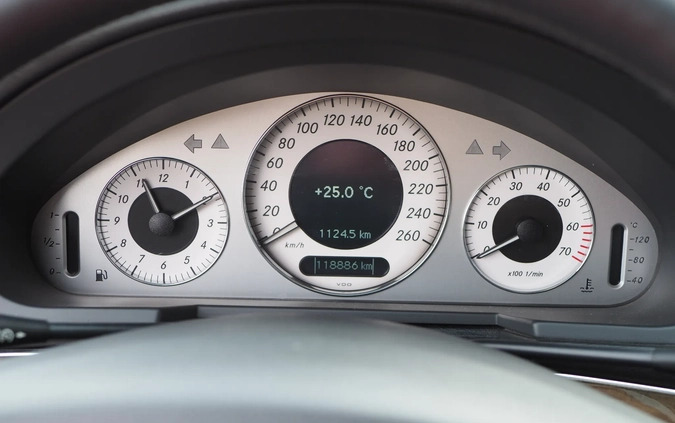 Mercedes-Benz Klasa E cena 41900 przebieg: 118886, rok produkcji 2002 z Mirsk małe 781